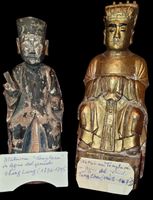 Coppia di Statuine Votive Cinesi in Legno Intagliato – Qing