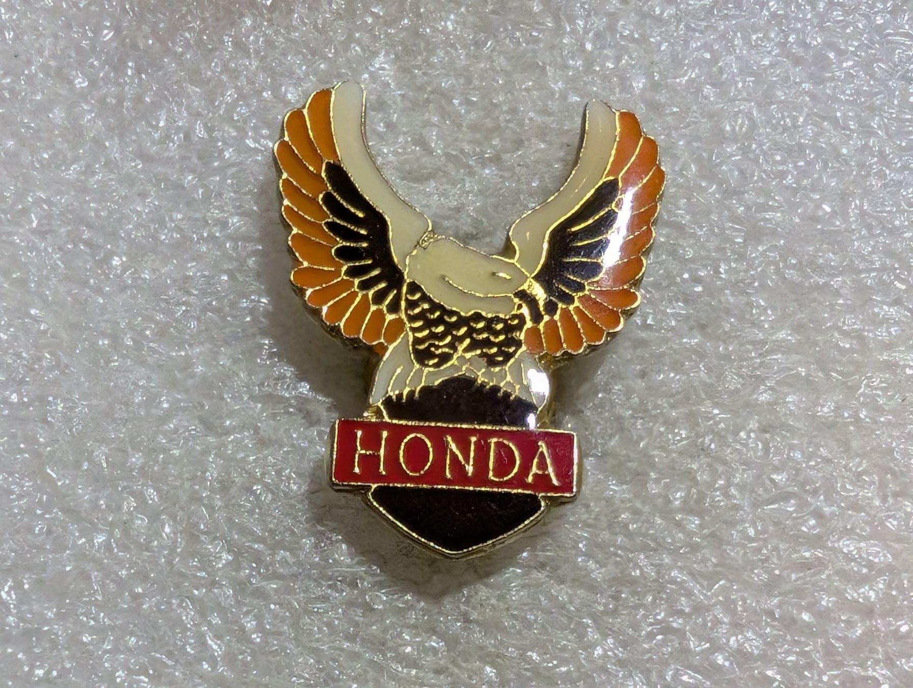 Placchette & Badge: Ansteckpin 172: Honda – Usato da Oppligen venduto da Pin-Fall-Shop
