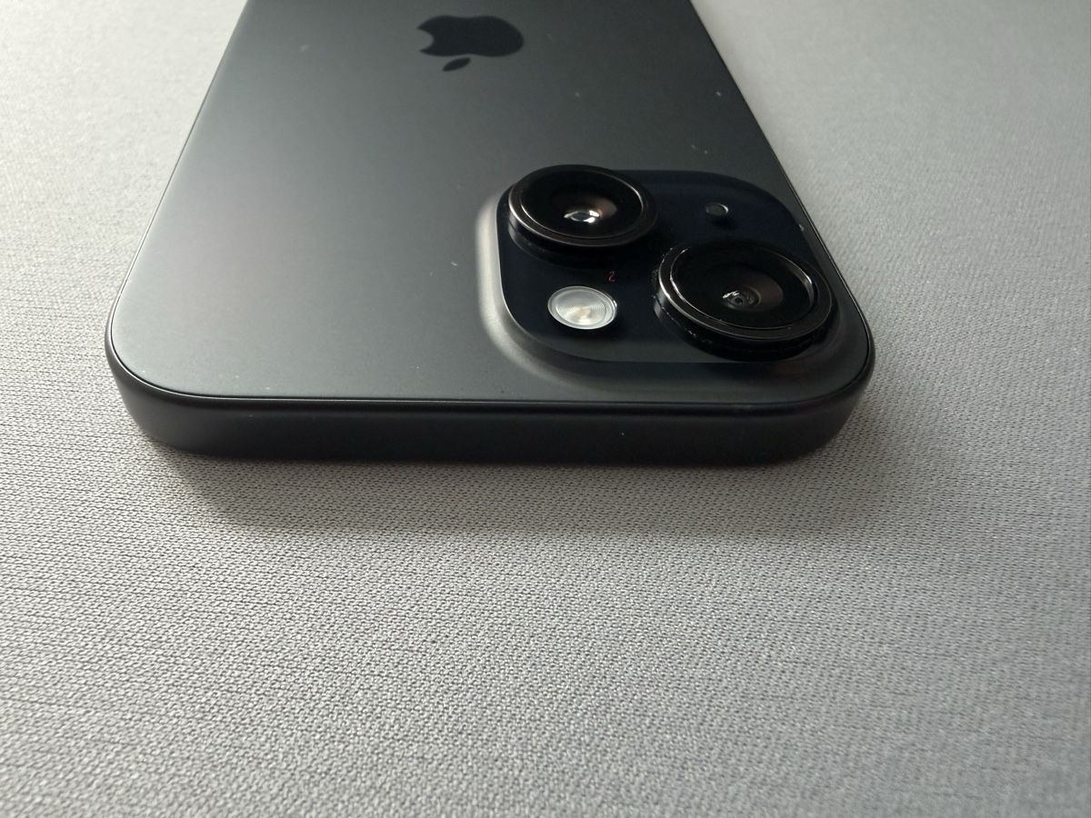 Apple Telefoni cellulari / Smartphones: IPhone 15, 128GB, Schwarz – Usato da Schaffhausen venduto da mat_gw88 6
