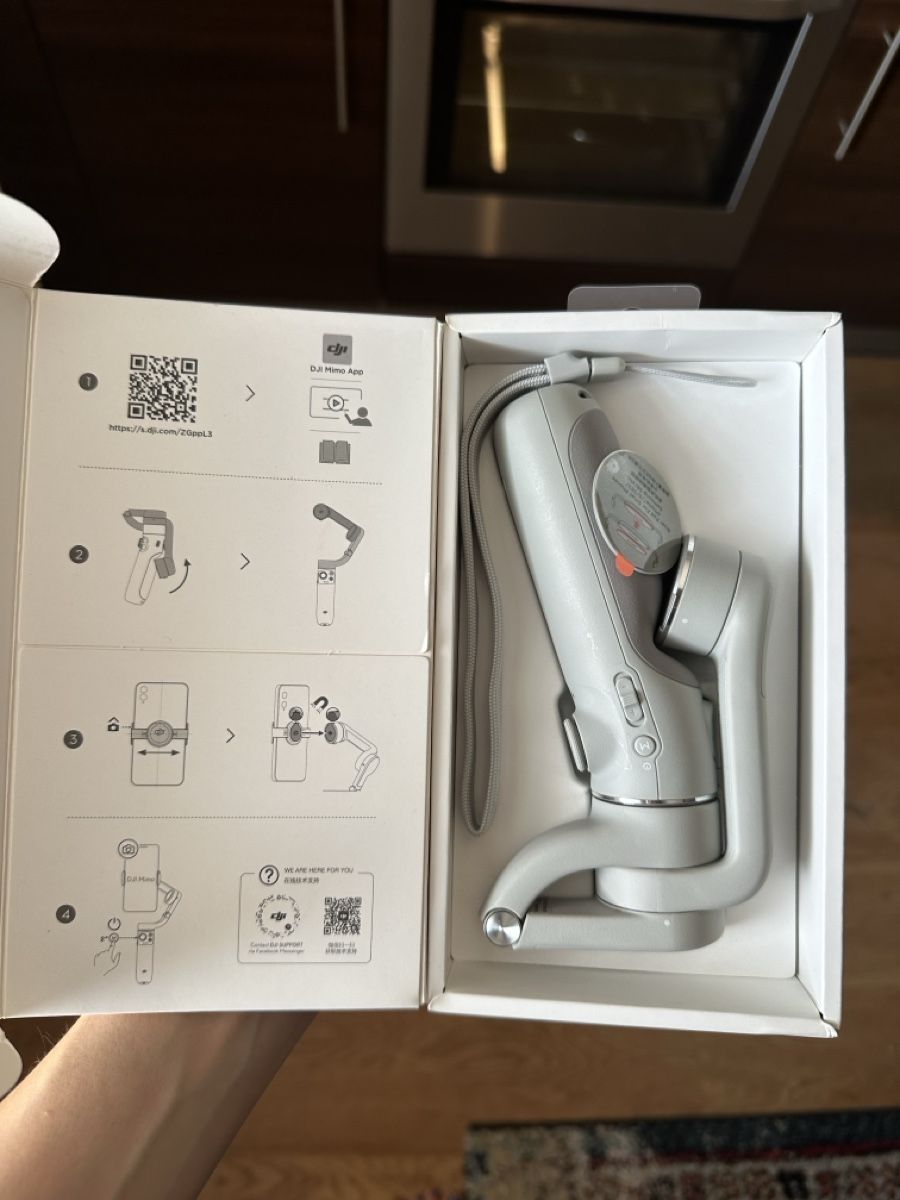 DJI Sonstige Dekorationen & Accessoires: DJI OM 5 Smartphone Gimbal NEW  – Neu (gemäss Beschreibung) aus Zürich von annacoda