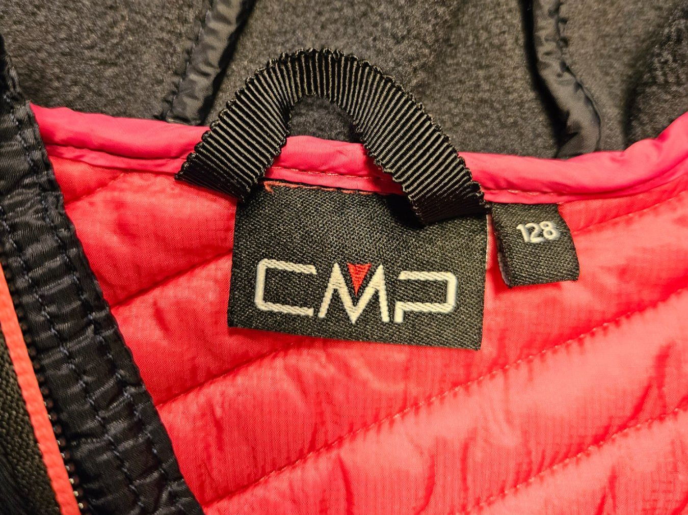 CMP Altro abbigliamento per bambino: CMP Weste Gr. 128, Steppweste, Top Zustand – Usato da Waltenschwil venduto da sattelschrank 1