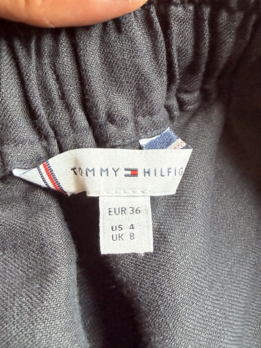 Tommy Hilfiger Pantaloni: Shorts Tommy Hilfiger blu tg.36 – Nuovo (secondo la descrizione) da Bellinzona venduto da bul_mvy5 3