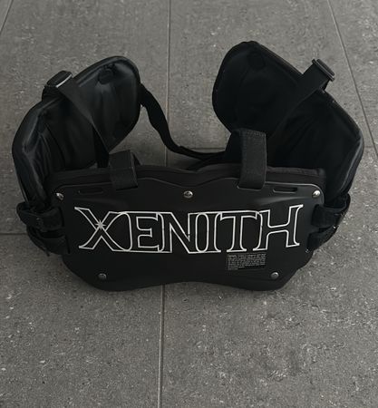 Xenith Rippenprotektor American Football