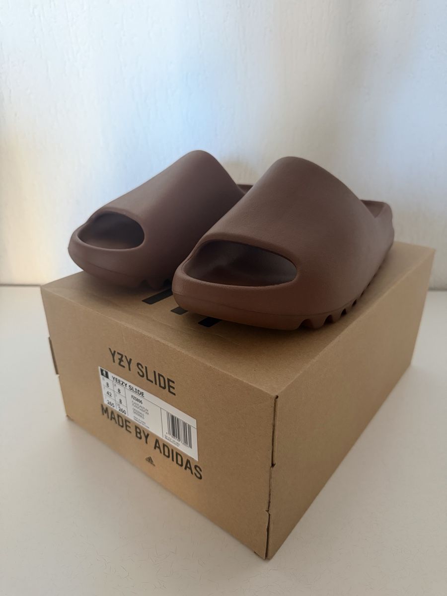 Adidas Scarpe da uomo: Yeezy Slide Flax Brown – Nuovo e nell'imballaggio originale da Dübendorf venduto da Sneaker_Seller 1