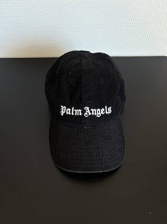 Palm Angels Copricapi, berretti & cappellini: Palm Angels Hut (Cap) – Usato da Bottmingen venduto da phi_5pfs
