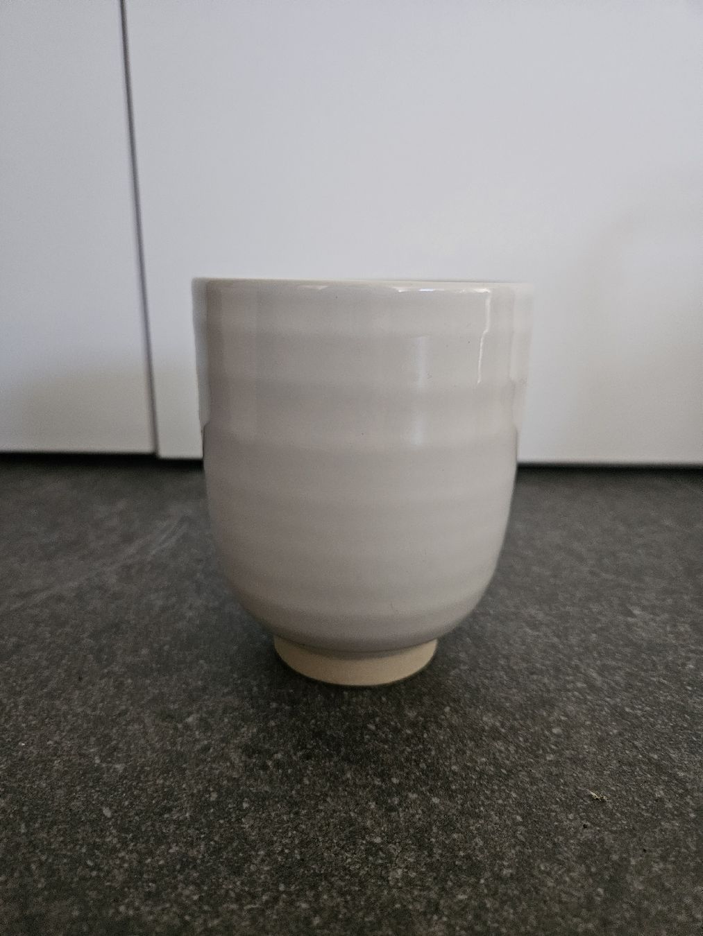 Pots de fleurs: Petit cache-pot blanc – D'occasion à Bussigny par niwa_mikan