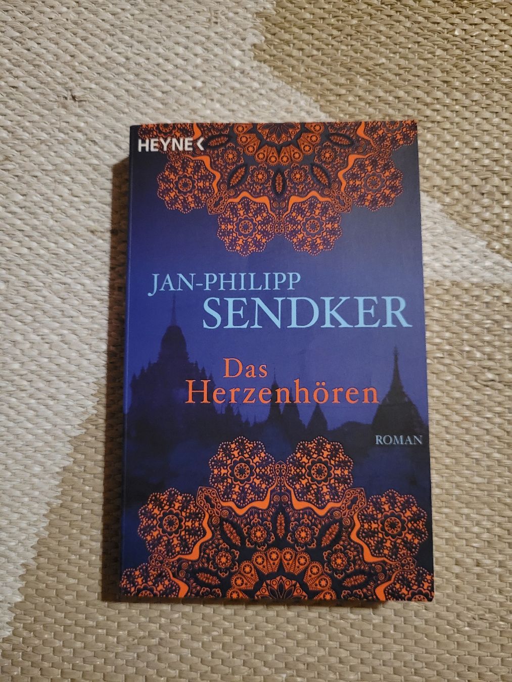 Bücher: das Herzenhören – Gebraucht aus Perlen von Safari_23