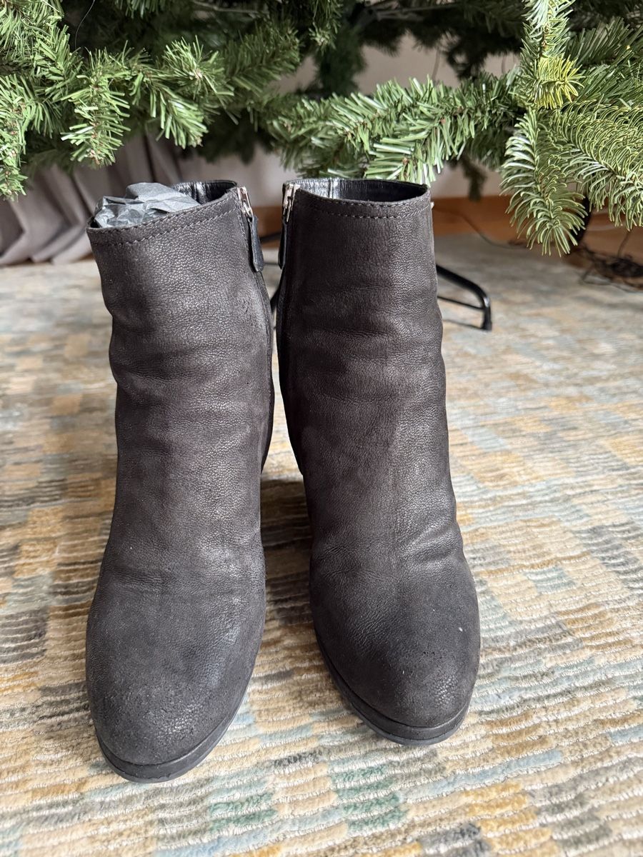 Prada Chaussures femmes: PRADA Wedge Booties, Size 40, Black Leather, – D'occasion à Zürich par kas_g26m 2