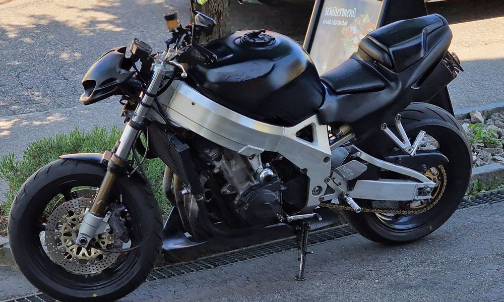 Moto Cbr 900 Rr 1992 Usato Cbr 900 Usata