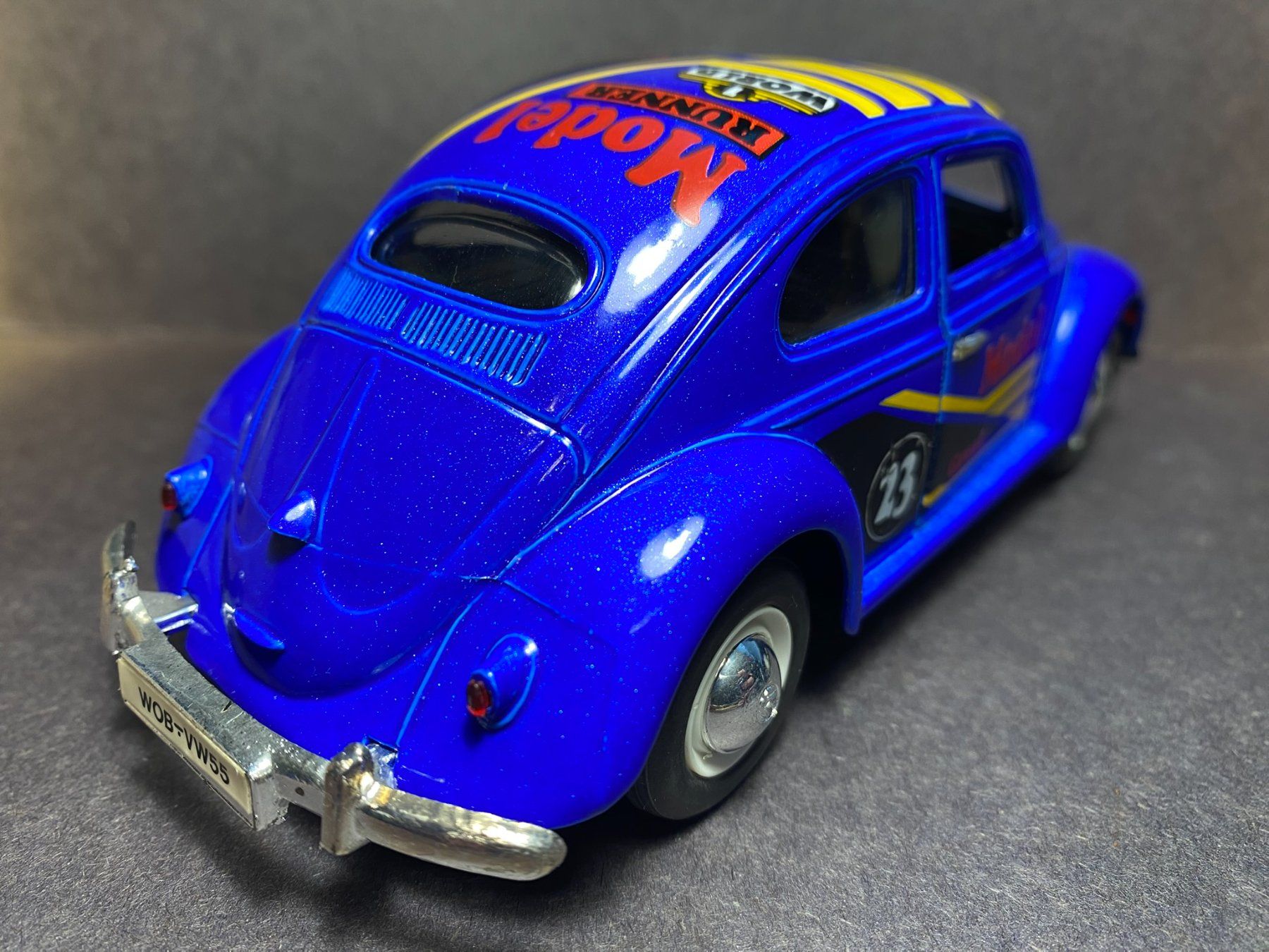 Volkswagen Modellini d'auto: VW Oval Käfer Runner 1:24 – Usato da Spiez venduto da Mlandcruiser 4