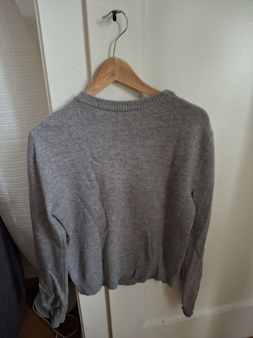 Maglioni & Felpe: Pull Chiara Ferragni S gris – Usato da Lausanne venduto da Cognitia 2