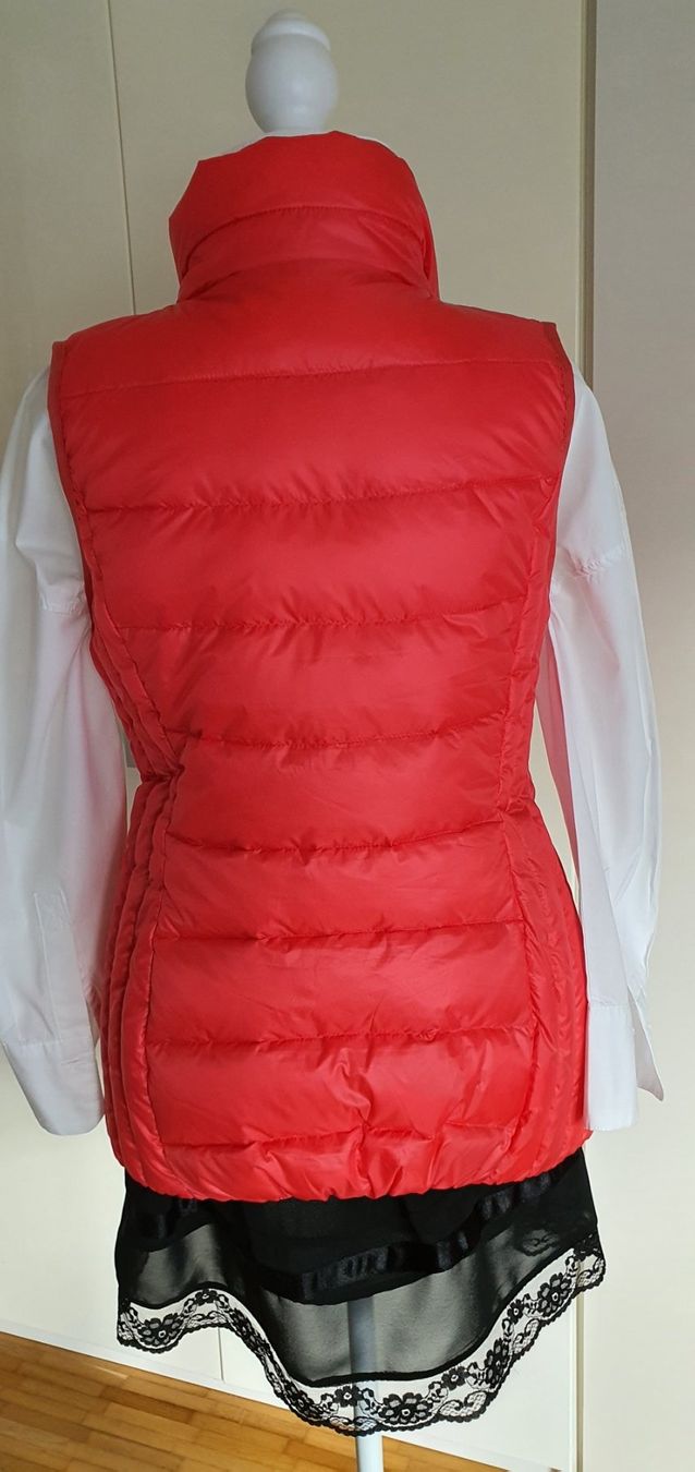 Gilets: Daunenweste – D'occasion à Basel par Kristal4 7