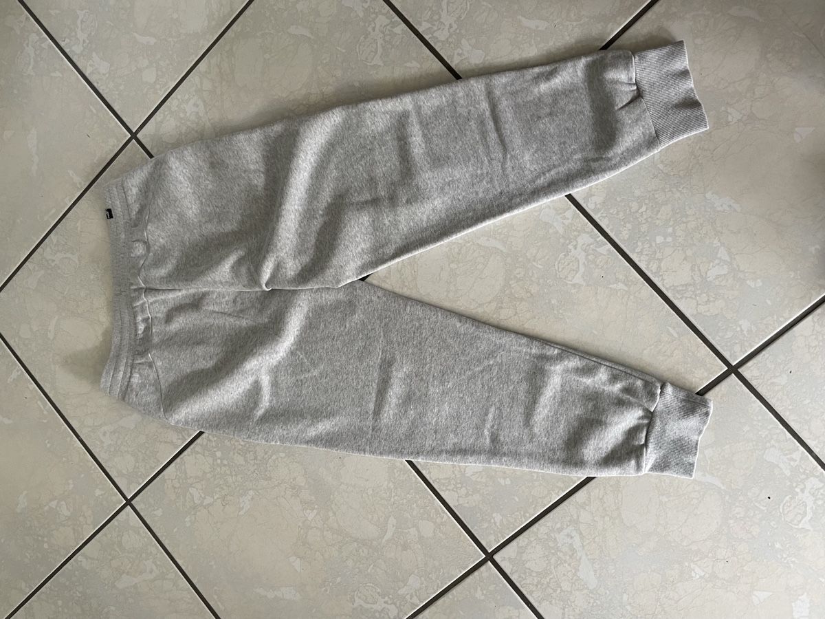 Pantaloni: 2er Pack Jogginghosen Puma & Adidas Gr. M – Nuovo (secondo la descrizione) da Bubendorf venduto da KaubkueRe 5