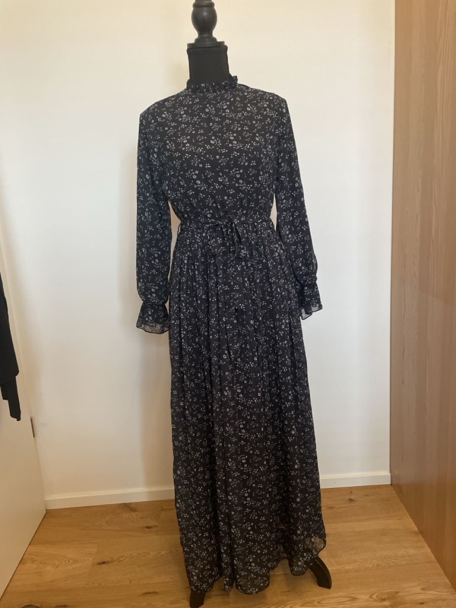 Vestiti: Kleid – Nuovo (secondo la descrizione) da Zunzgen venduto da RajaM