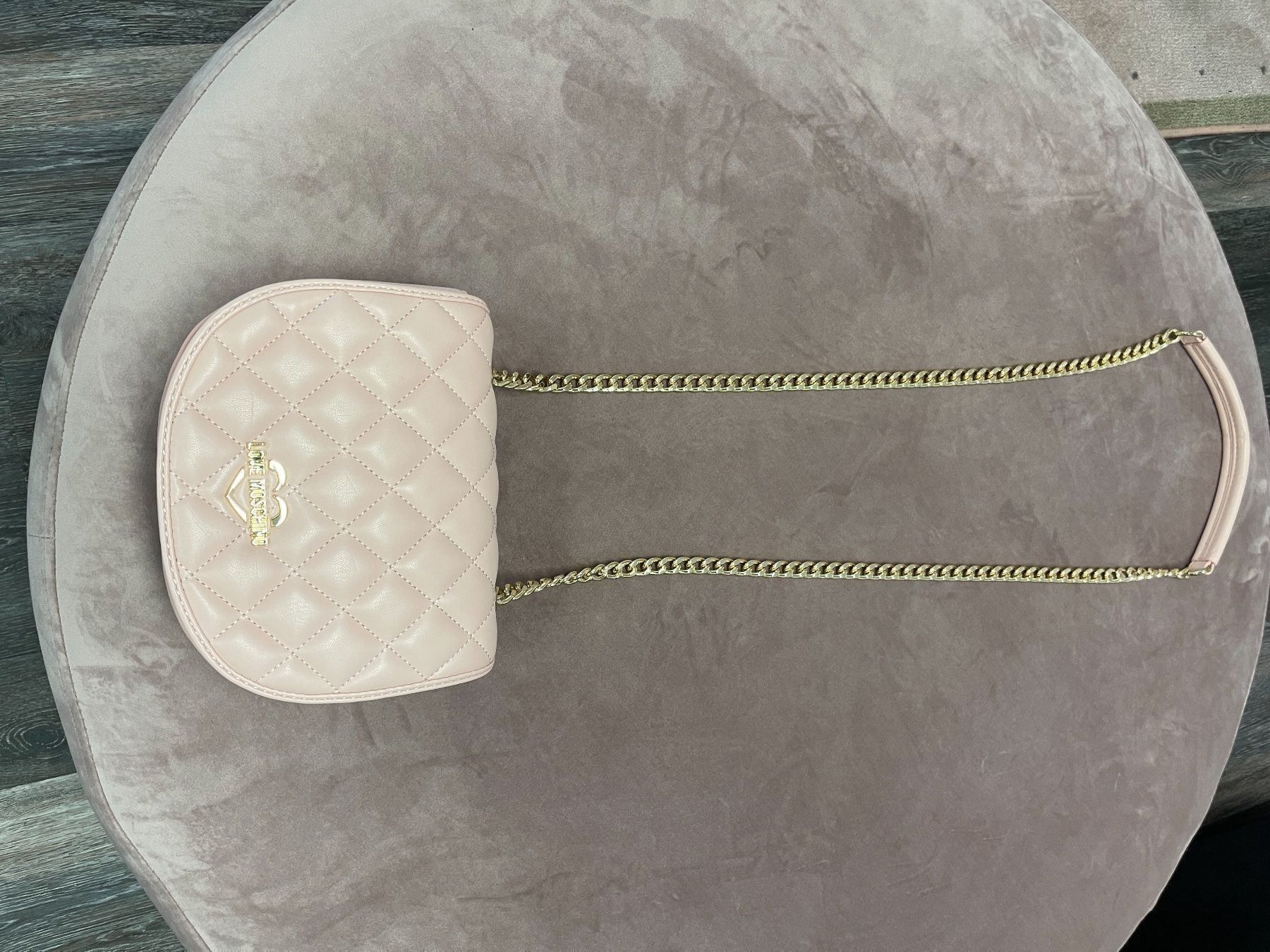 Moschino Sacs femmes: Moschino – Neuf (Voir description) à Märstetten par Lizzy9207