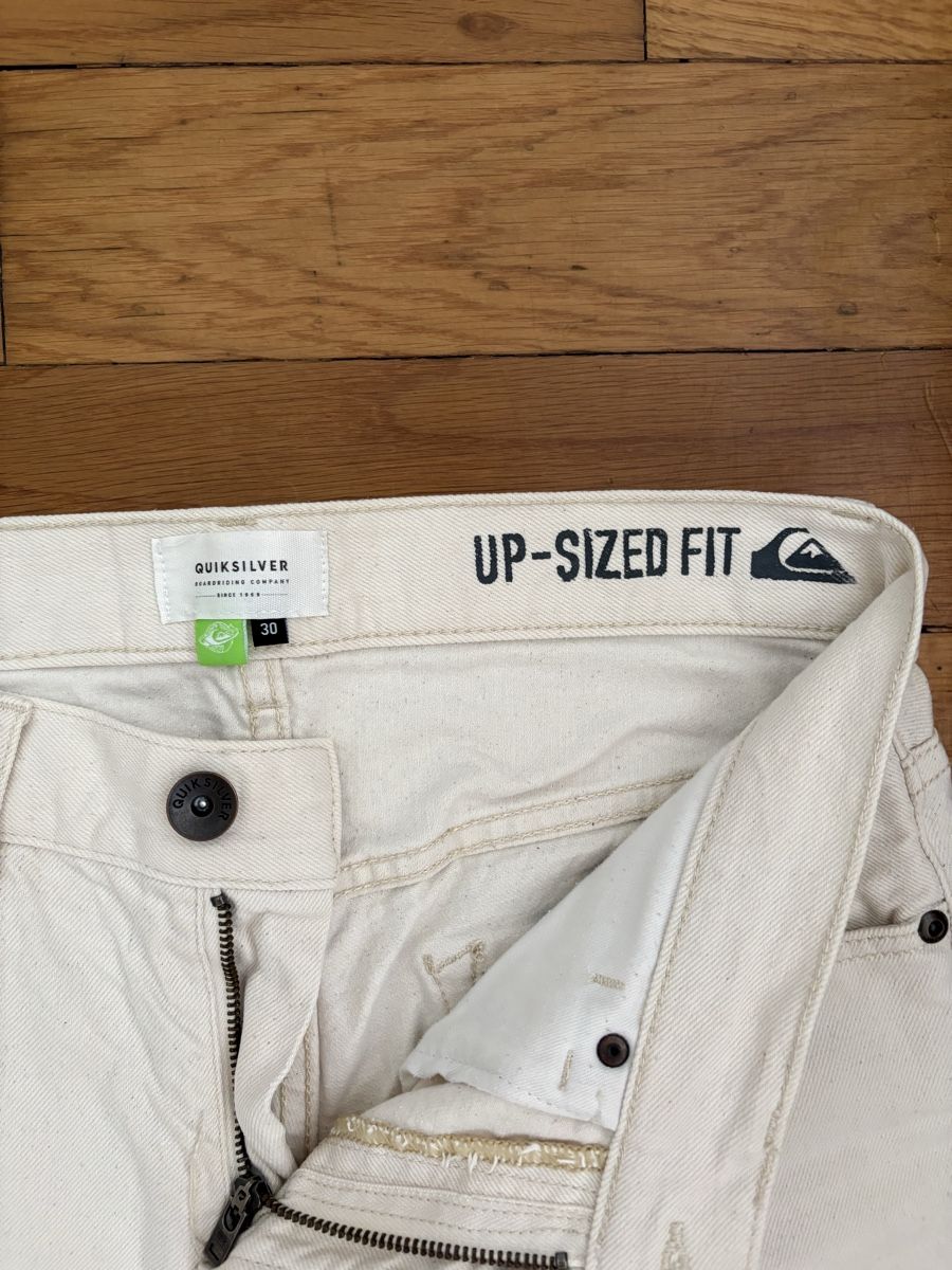 Quiksilver Jeans: Quicksilver Shorts (Grösse 30) – Usato da Zürich venduto da Iannis_Albert 2