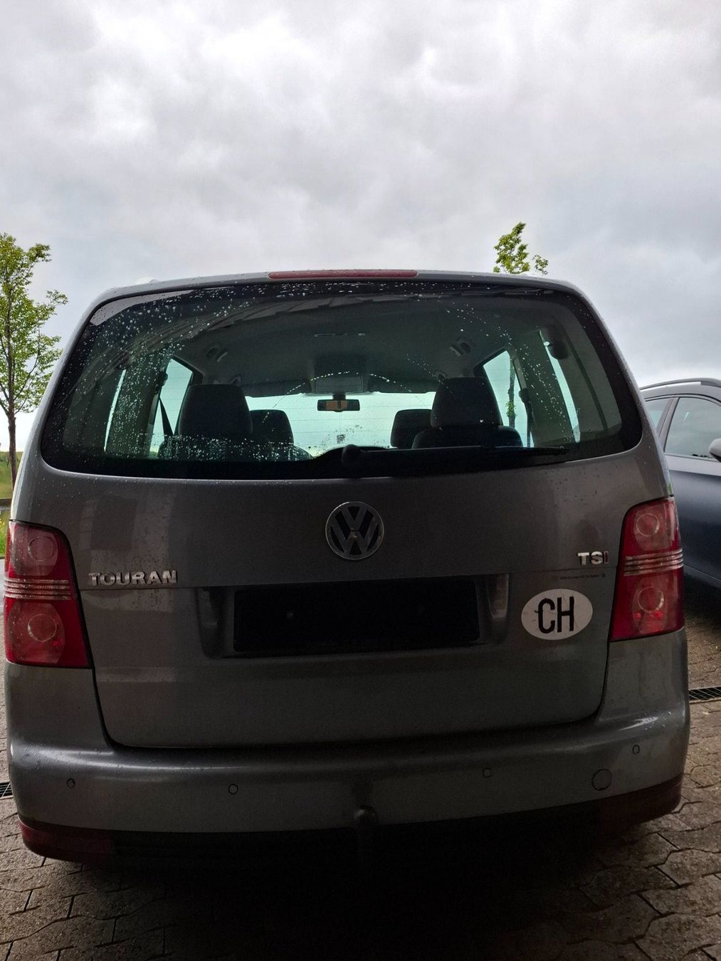 VW Automobili: VW Touran 1.4 TSI Trendline – Usato da Schwellbrunn venduto da Fendt2004 2
