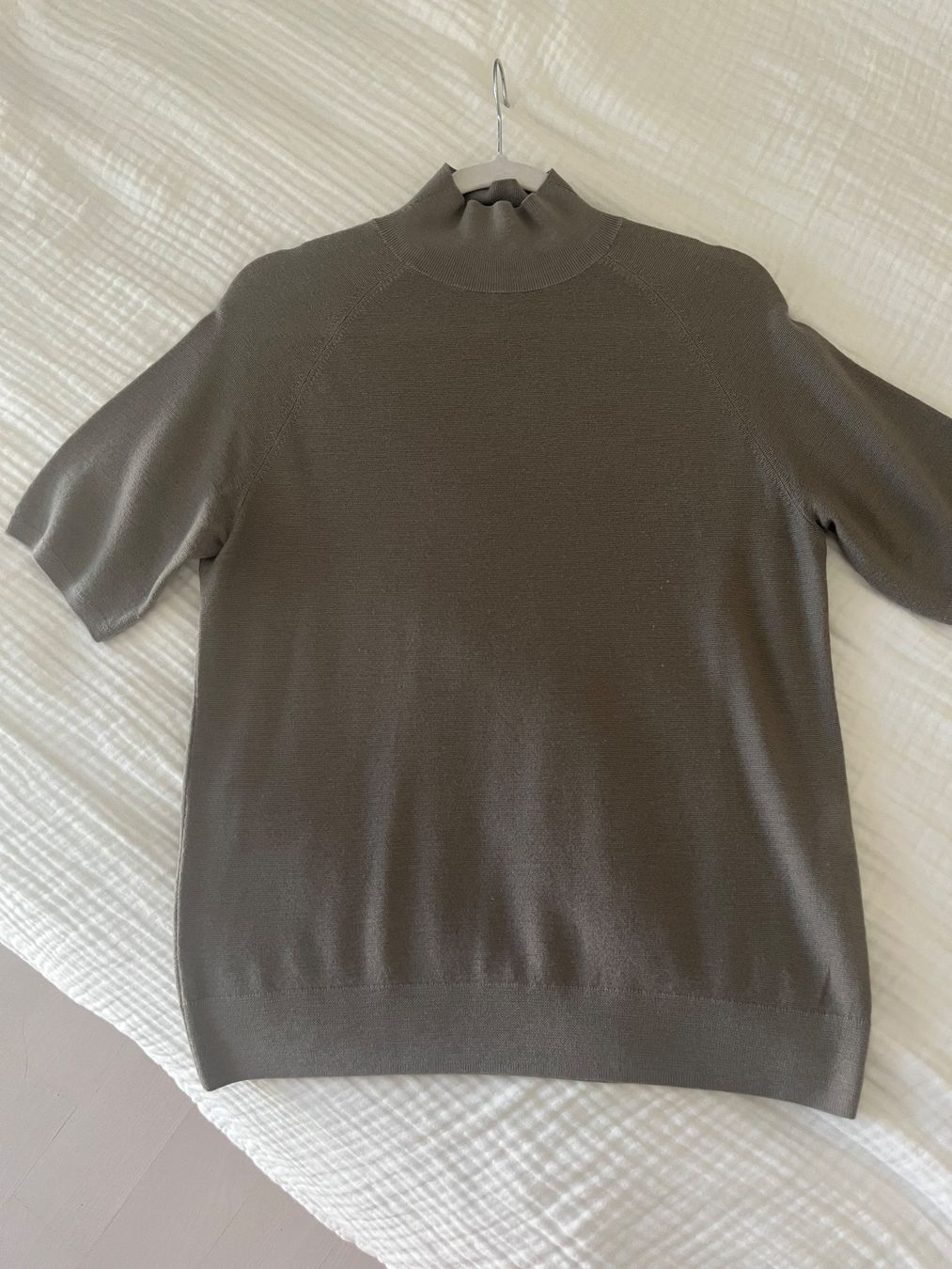 Maglioni & Felpe: 100% Merino Wool Charcoal top M – Nuovo (secondo la descrizione) da Esslingen venduto da Yanafuchs