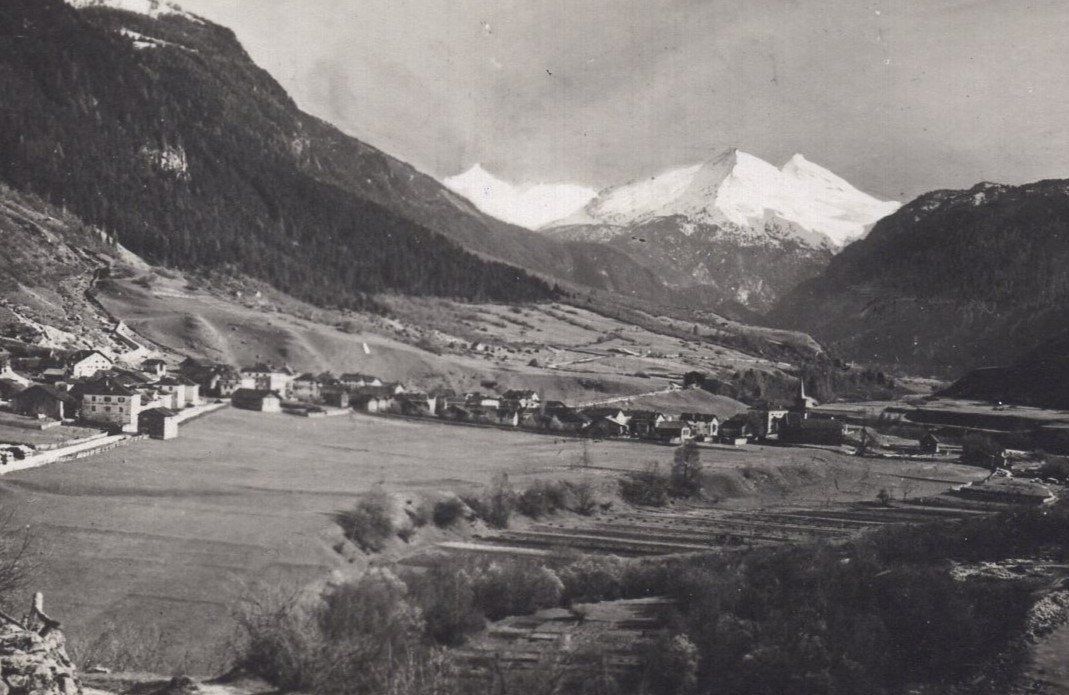 Cartoline postali: Zillis  - Totalansicht    Feldpost – Usato da Aarau venduto da kufi44 1