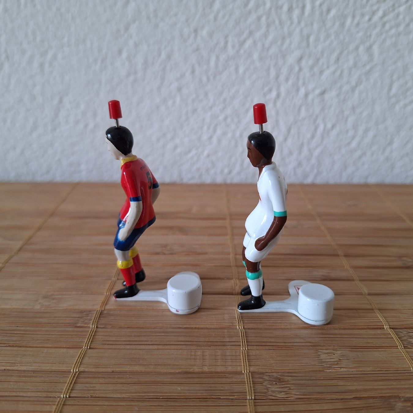 Statuette: 2 Tipp Kick Figuren – Usato da Winterthur venduto da Goldpipau 3
