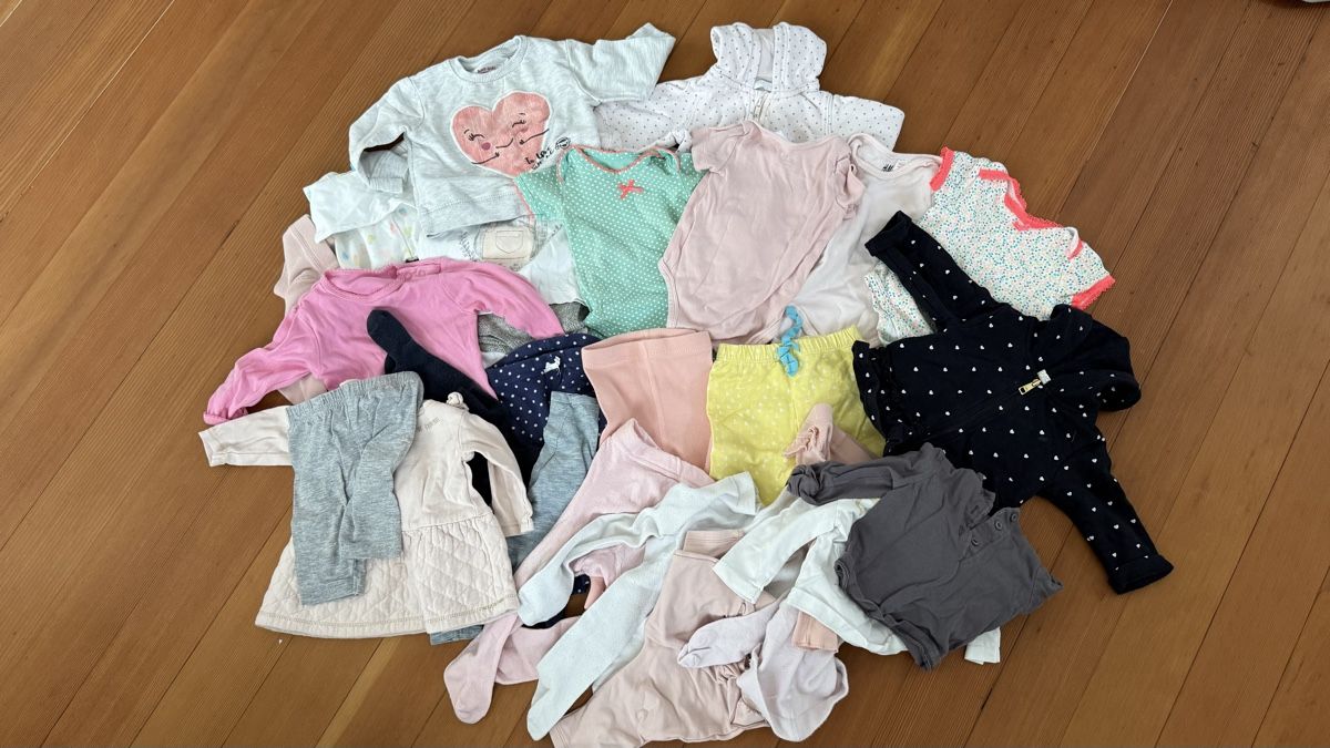 Kleiderpakete & -sets: Kleiderpaket Grösse 62 – Gebraucht aus Zürich von Daniman