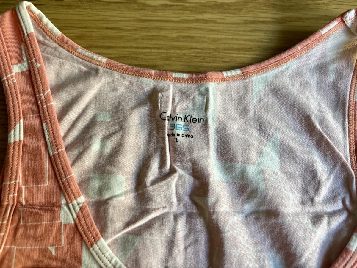 Calvin Klein Top: Calvin Klein Top  – Usato da Baden venduto da Tiffany6878 5