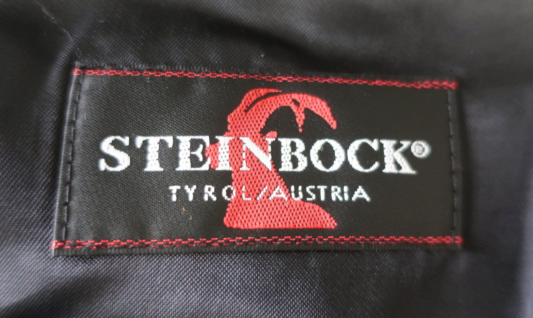 Giacche: Schwarzer Samt Trachtenjanker von Steinbock – Usato da Volketswil venduto da brockipfannenstil 6
