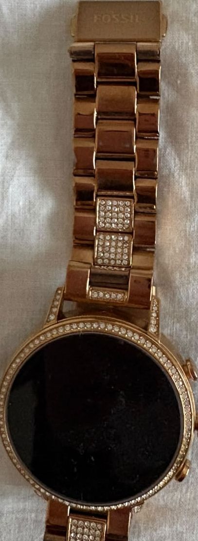 Fossil Smartwatch: Fossil Smartwatch Roségold Damen  – Gebraucht aus Islikon von fuscomario96