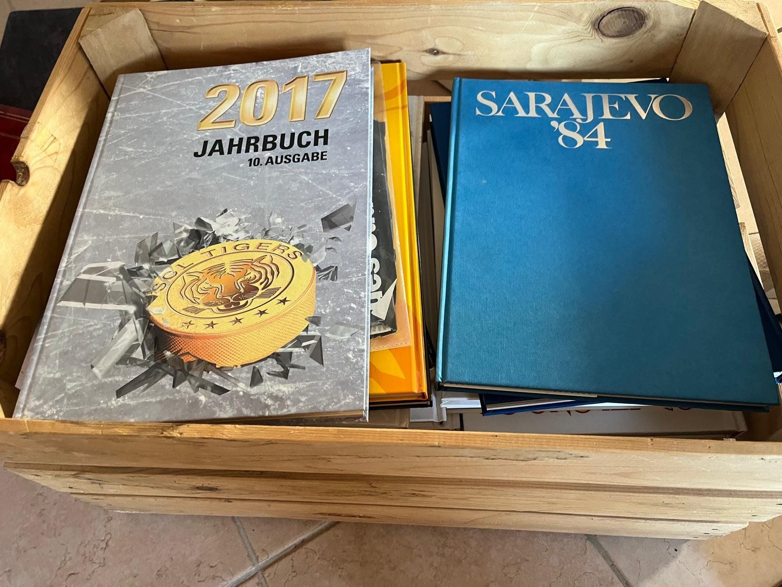 Libri: Diverse Sport Bücher – Usato da Niederbipp venduto da Buettler_Gjukaj1 1