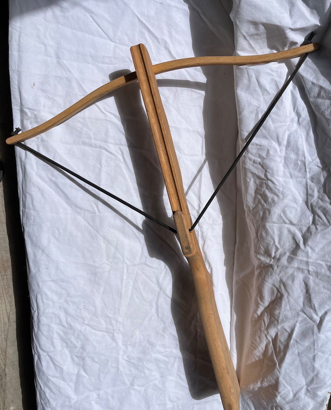 Giocattoli: Spielzeug Armbrust zweihändig Ritter 1 – Nuovo (secondo la descrizione) da Zürich venduto da gemuesebouillon 1