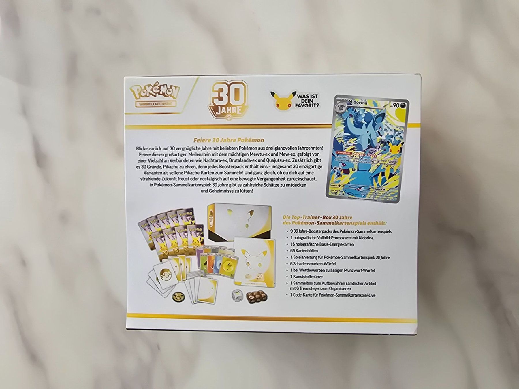 Pokémon Carte collezionabili: Pokémon Top-Trainer-Box 30 Jahre originalverpackt neu – Nuovo e nell'imballaggio originale da Pregassona venduto da car_g92g 2