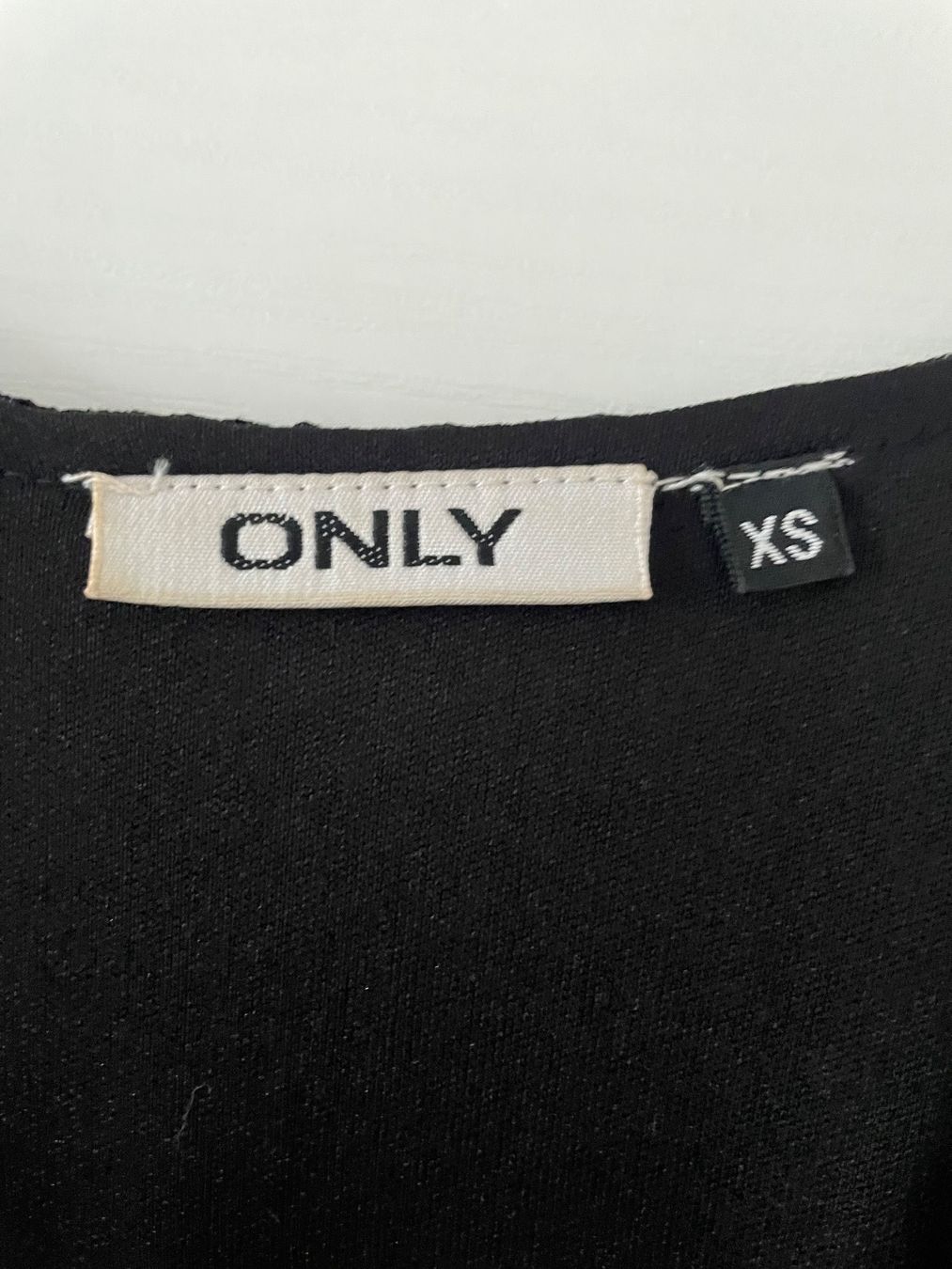 Only Vestiti: Schwarzes Spitzenkleid ONLY Gr. XS – Usato da Auw venduto da daniela_92 1