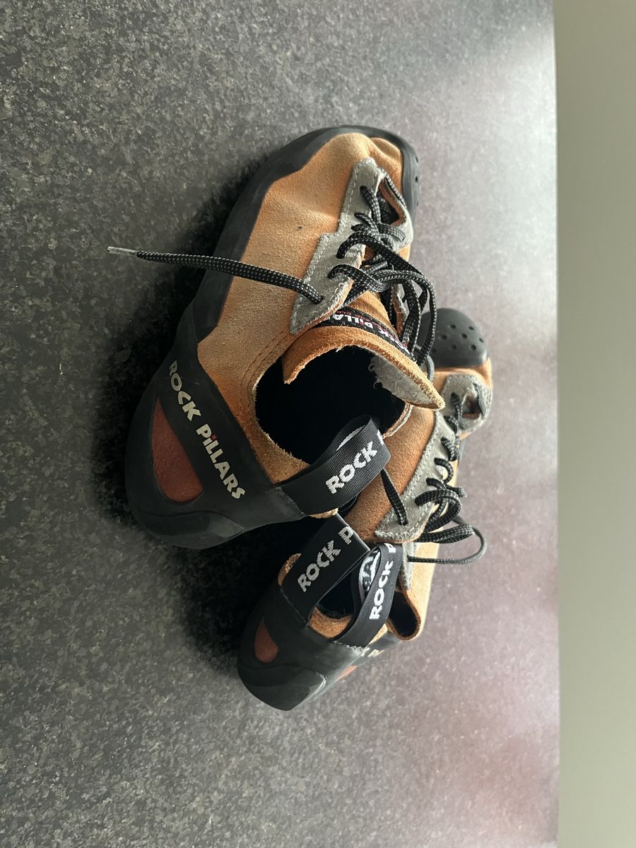 Chaussures femmes: Kletterschuhe Rock Pillars – D'occasion à Basel par oosummerrainoo 1