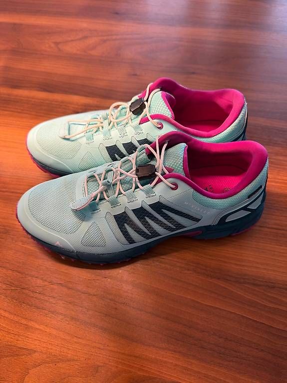 Mckinley Damenschuhe: Neue Trekkingschuhe Mc Kinley – Neu (gemäss Beschreibung) aus Wetzikon ZH von Similo331
