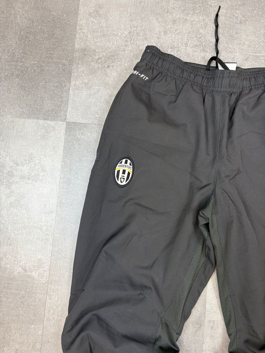 Nike Completi: Juventus Turin Nike Trainingsanzug - Grösse S – Usato da Werdenberg venduto da hase.vintage 7