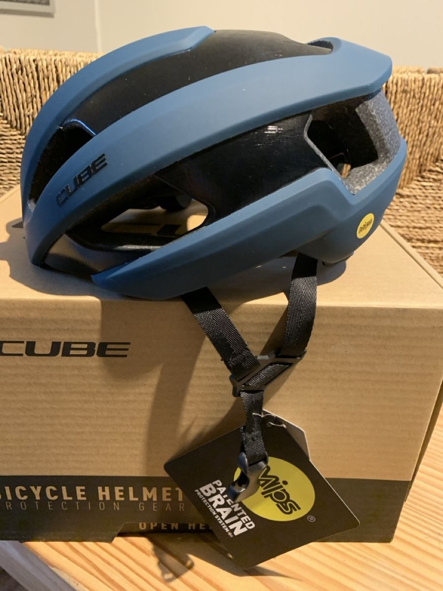 Cube Caschi: Cube Velohelm size 49-55 cm neu – Nuovo e nell'imballaggio originale da Bonaduz venduto da padia3