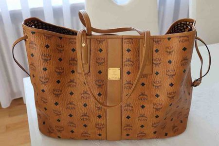 MCM Handtasche Damen Leder braun neuwertiger Zustand