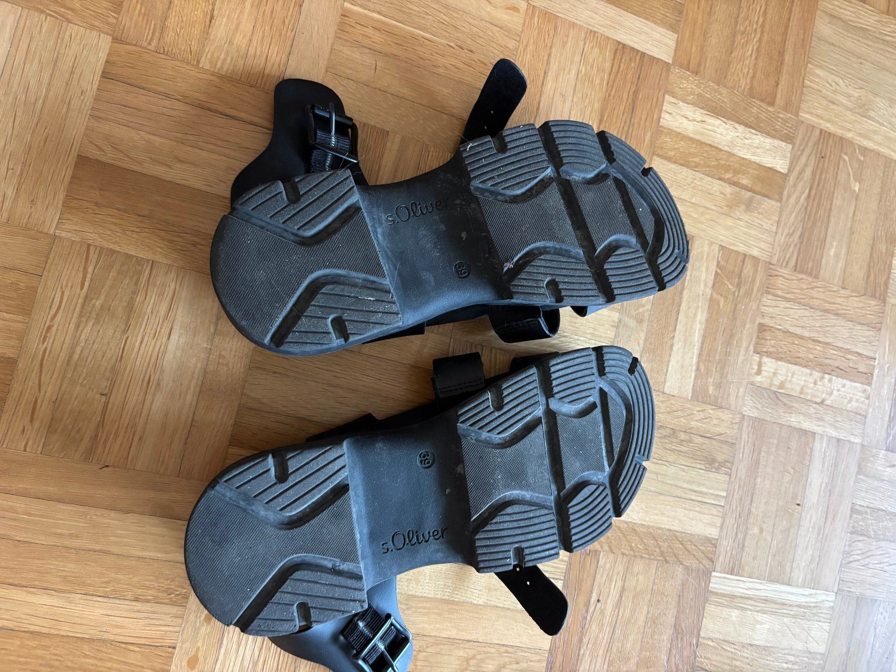 S.Oliver Scarpe da donna: Plataeusandalen von S. Oliver Gr. 39 – Usato da Zürich venduto da KTarallo 3