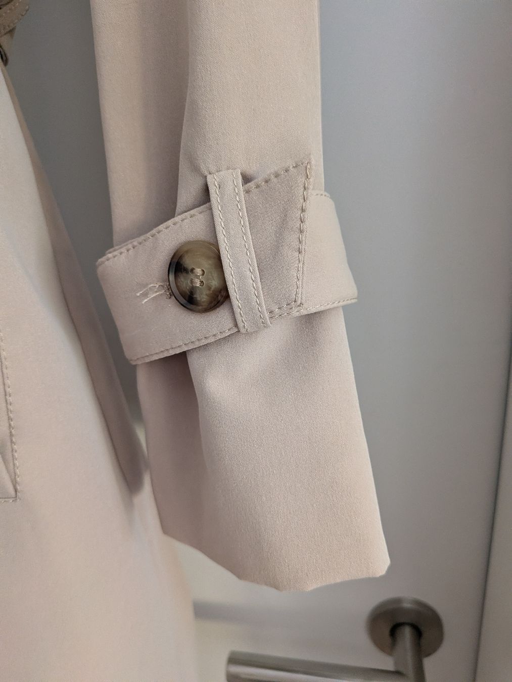 H&M Cappotti: Trenchcoat, Grösse M  – Nuovo (secondo la descrizione) da Lengnau AG venduto da Martinwh99 3