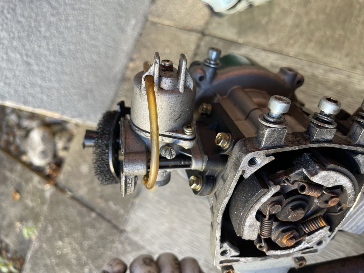 Motoren: Zweitakt Motor mit Doppel-Endschalldämpfer, defekt – Defekt aus Elsau von isidobrany09 5