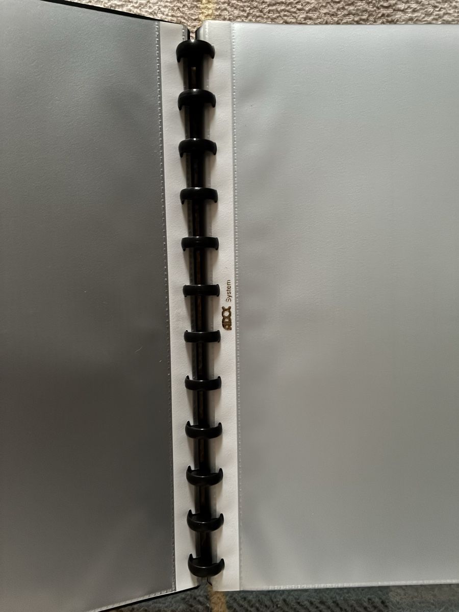 Raccoglitori:  ADOC Ringbuch System A4 Schwarz mit 25 Sichtmäppchen. Neu – Nuovo (secondo la descrizione) da Oberrüti venduto da Jomaru 2