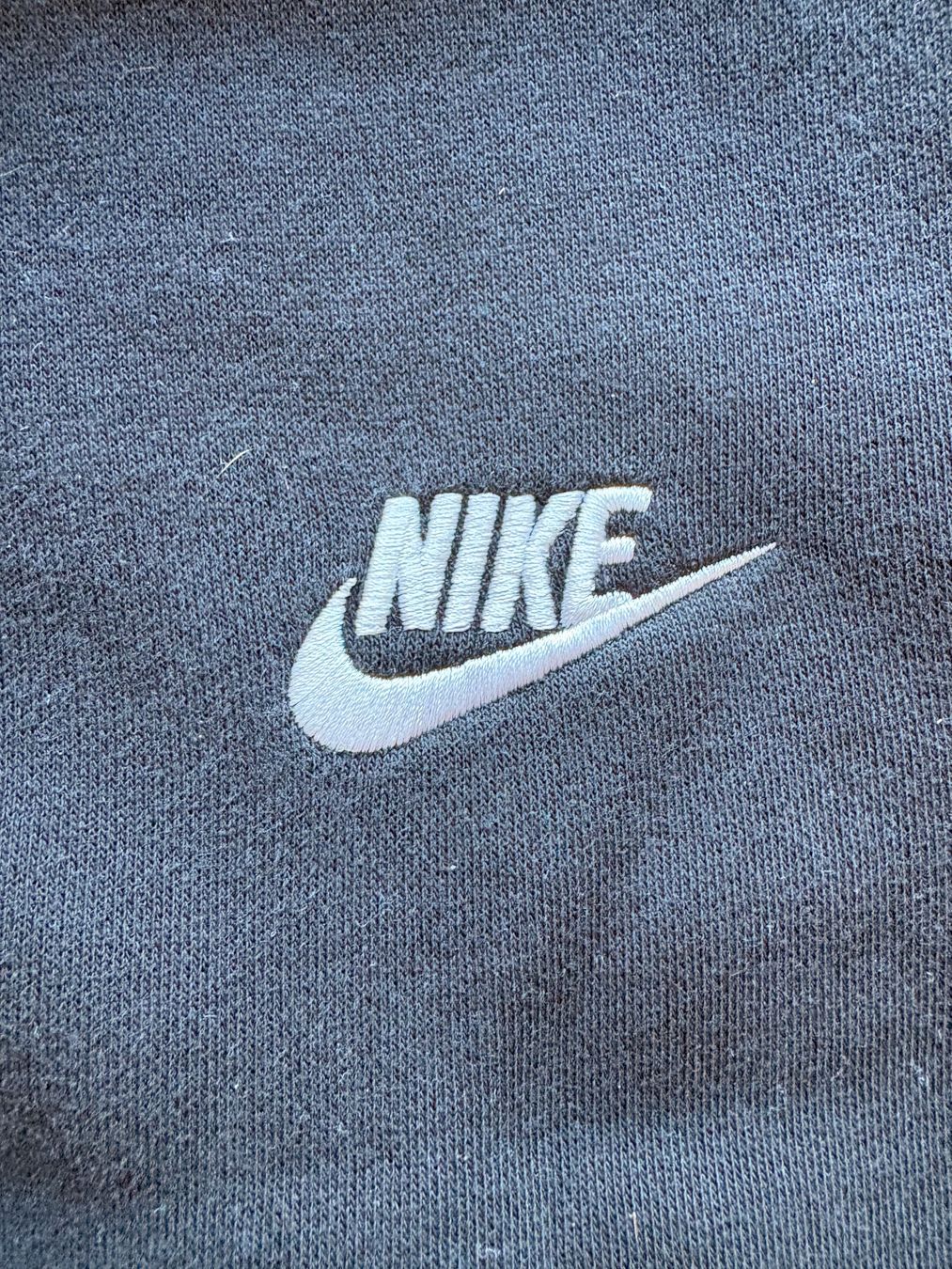 Nike Pantaloni: Nike Trainerhosen – Usato da Wigoltingen venduto da _vntg_ 1