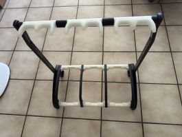 Gitarrenständer von K&M faltbar für 3 Gitarren