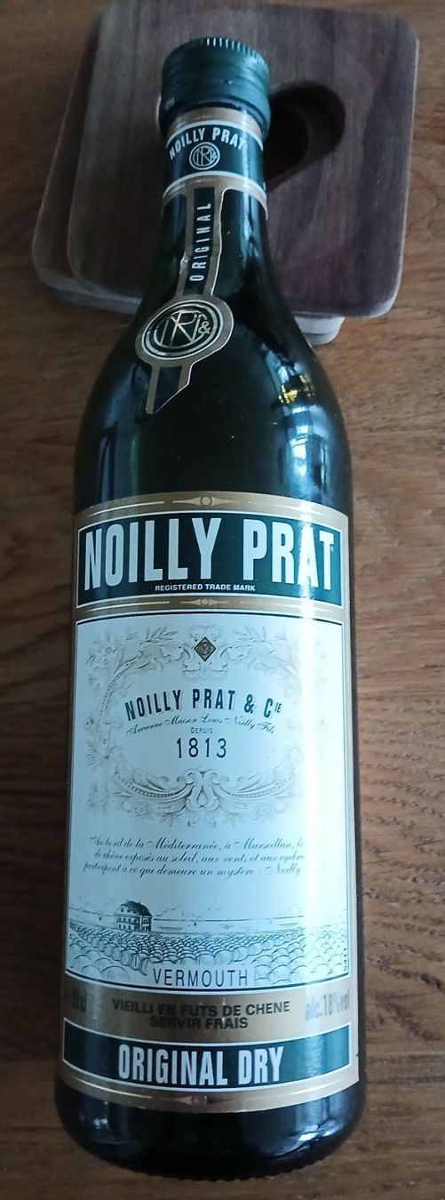 Spiritueux: Noilly Prat, Vermouth – Neuf avec emballage d'origine à Sirnach par Rkressig