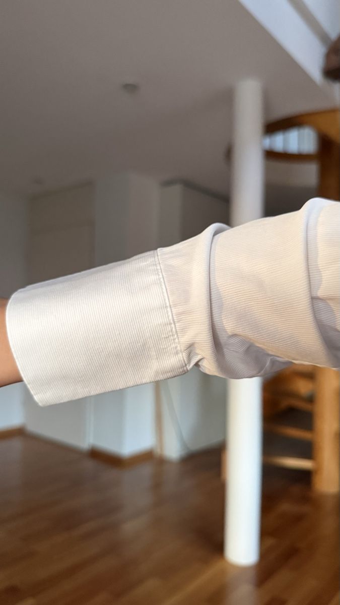 Massimo Dutti Camicette: Massimo Dutti White Long-Sleeve Shirt, Size 38 – Nuovo (secondo la descrizione) da Zürich venduto da eli_t8nw 7
