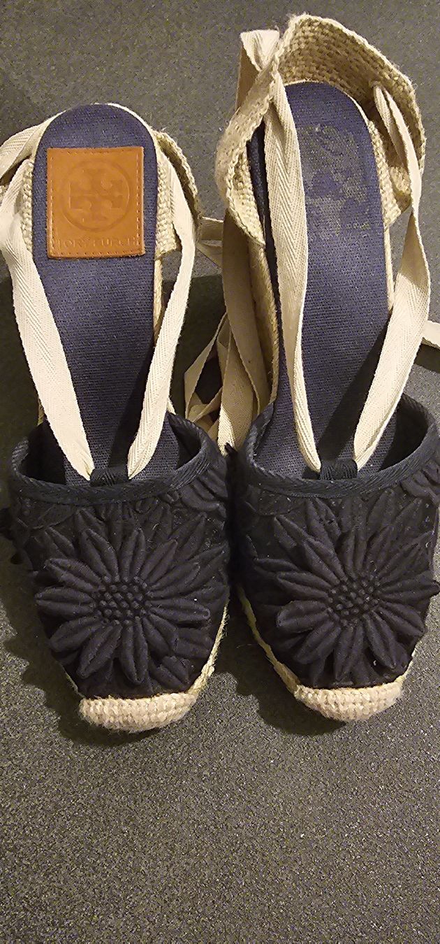 Damenschuhe: Tory Burch Wedge  – Gebraucht aus La Tour-de-Peilz von mcp_w7rw