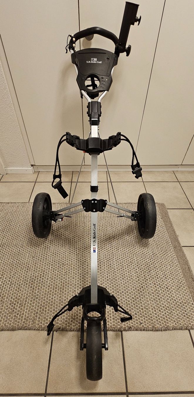 Mazze & Set: US Kids Golfset mit Golfwagen – Usato da Emmenbrücke venduto da TW7 3
