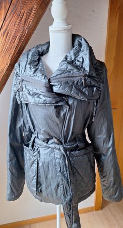 Übergangsjacke *et dieu cera la femme*, Gr. 40