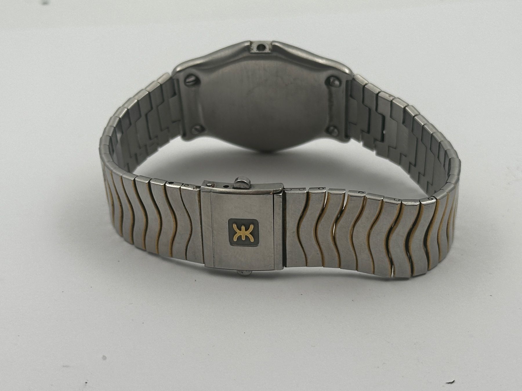 Ebel Uhren: Ebel Sport Classic Wave Gehäuse mit Band ref: 184909 – Gebraucht aus Brüttisellen von AlphaOmega05 1