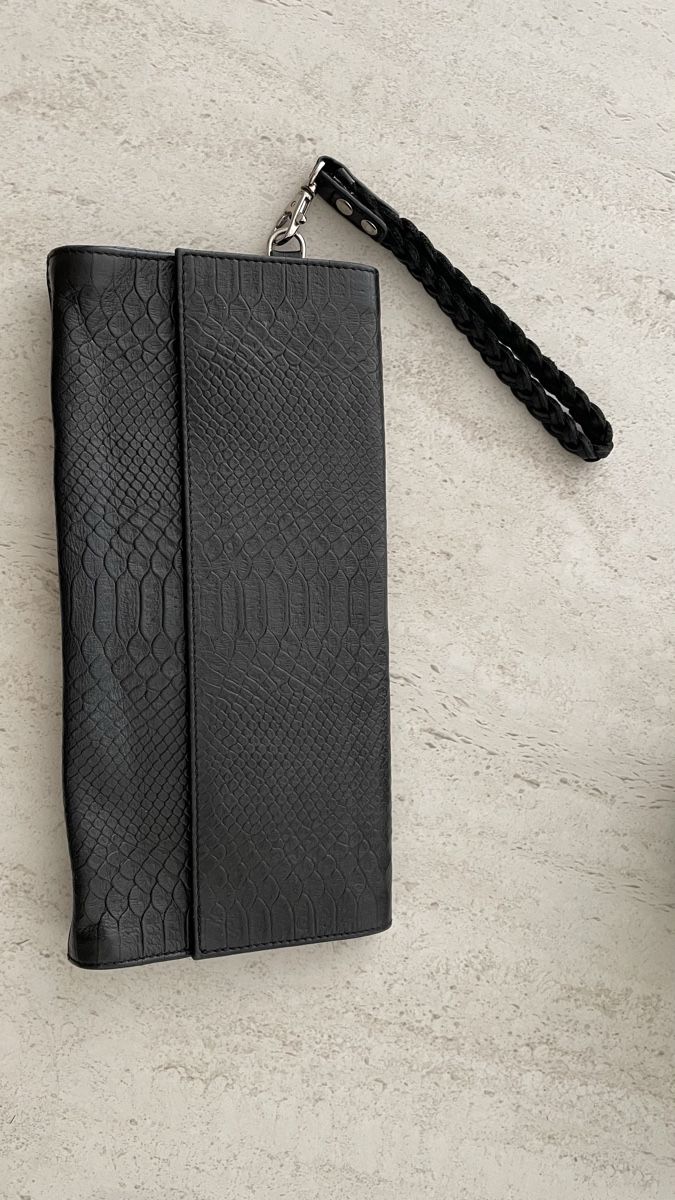 Sacs femmes: Pochette en cuir  – D'occasion à Satigny par Pauline_1987